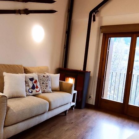 Apartamentsaloriaburg Farrera Dış mekan fotoğraf