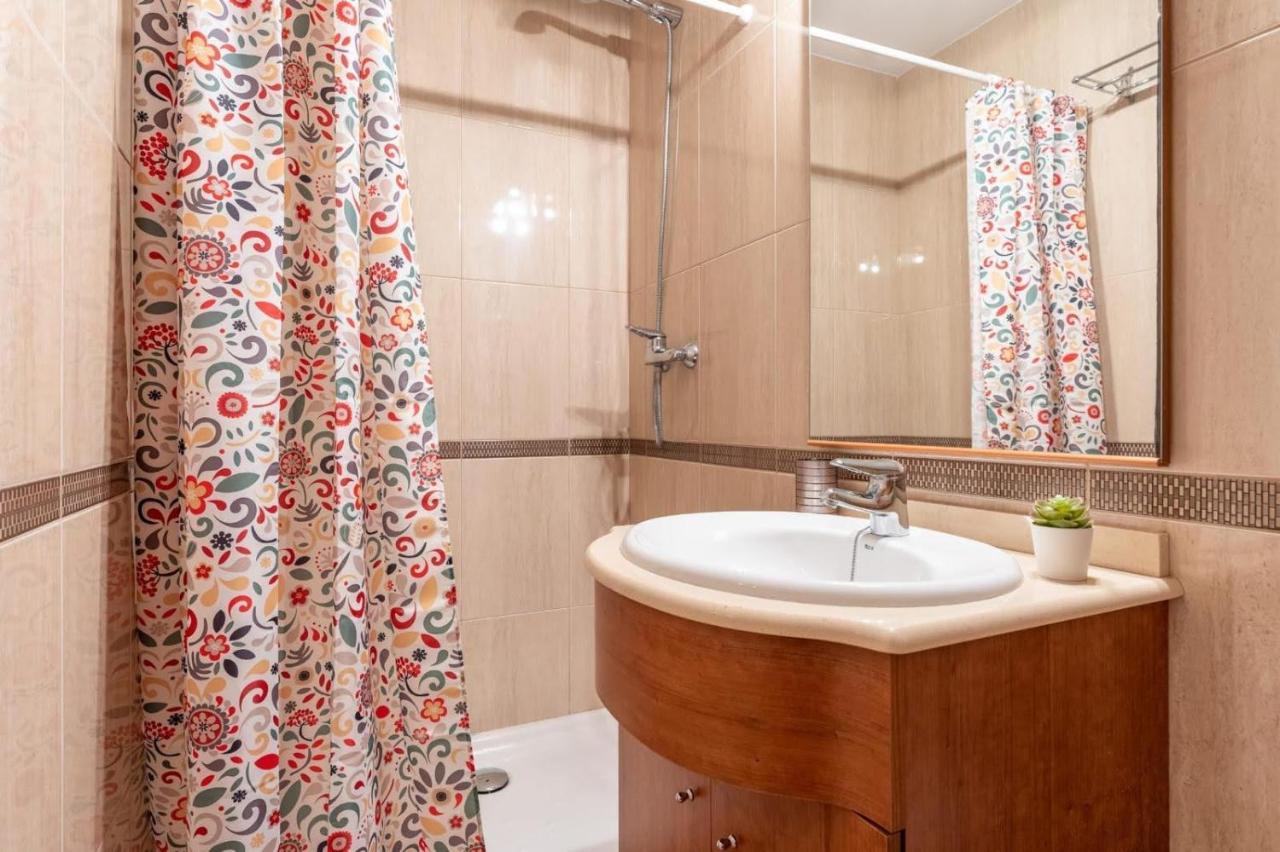 Apartamentsaloriaburg Farrera Dış mekan fotoğraf